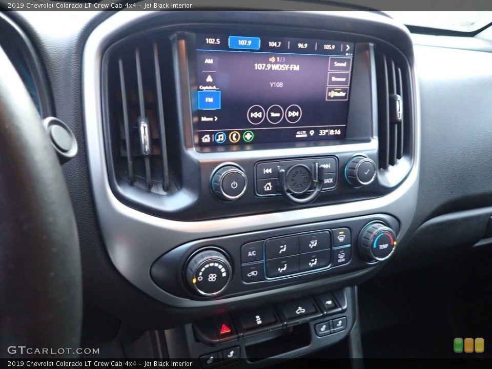 Jet Black Interior Controls for the 2019 Chevrolet Colorado LT Crew Cab 4x4 #143563306