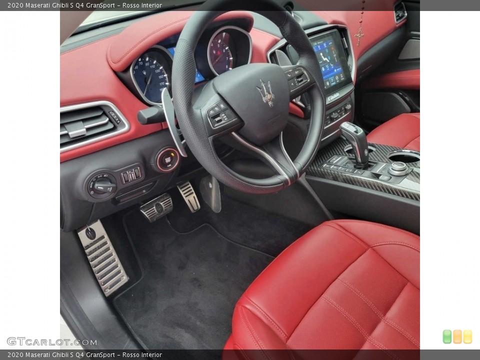 Rosso 2020 Maserati Ghibli Interiors