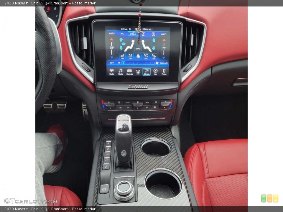 Rosso Interior Controls for the 2020 Maserati Ghibli S Q4 GranSport #143576140