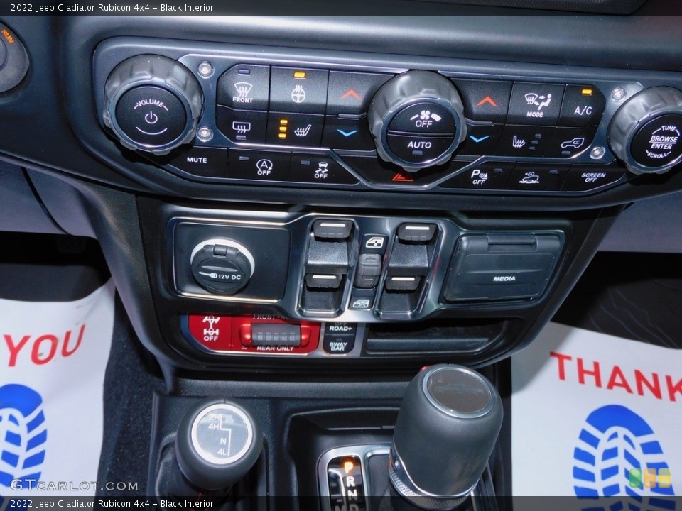 Black Interior Controls for the 2022 Jeep Gladiator Rubicon 4x4 #143577694