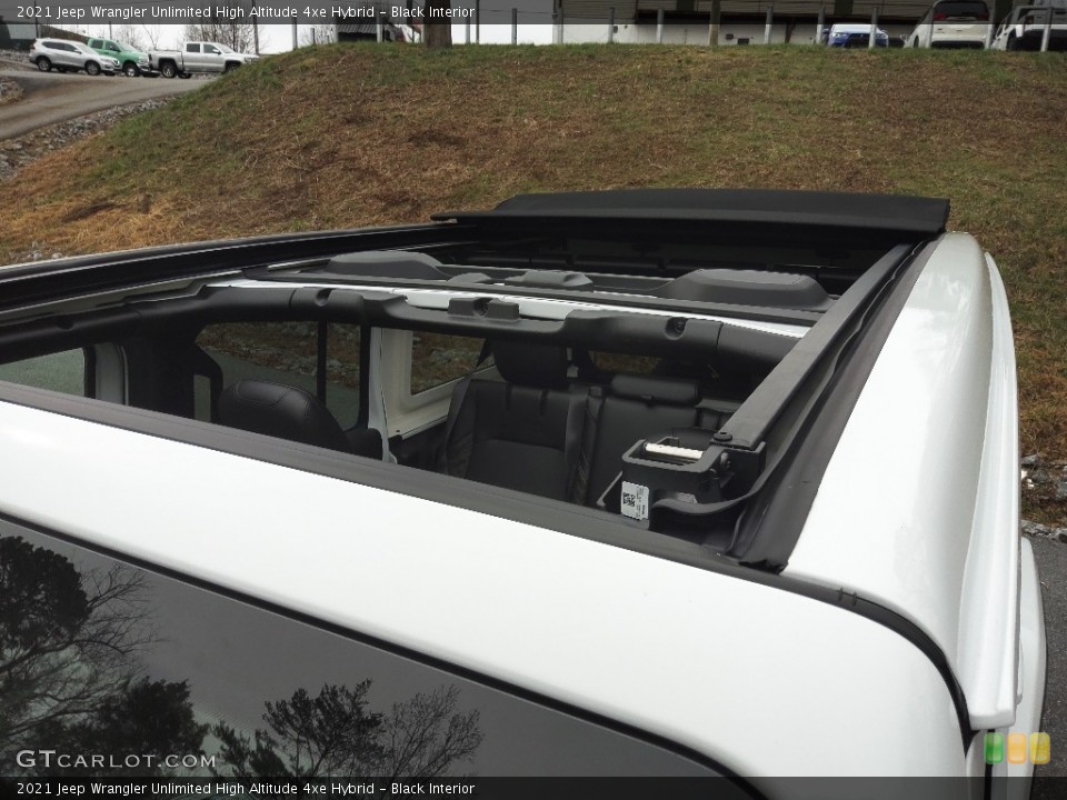 Black Interior Sunroof for the 2021 Jeep Wrangler Unlimited High Altitude 4xe Hybrid #143579196