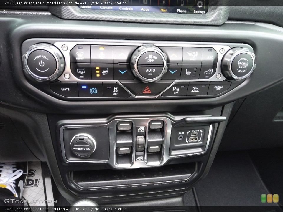 Black Interior Controls for the 2021 Jeep Wrangler Unlimited High Altitude 4xe Hybrid #143579406