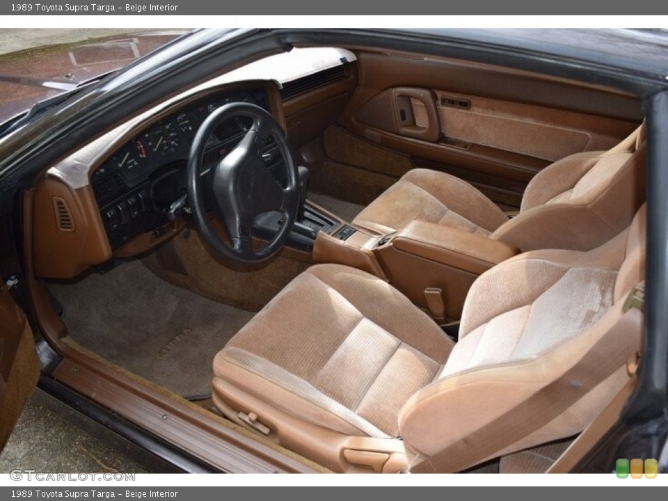 Beige Interior Photo for the 1989 Toyota Supra Targa #143596177