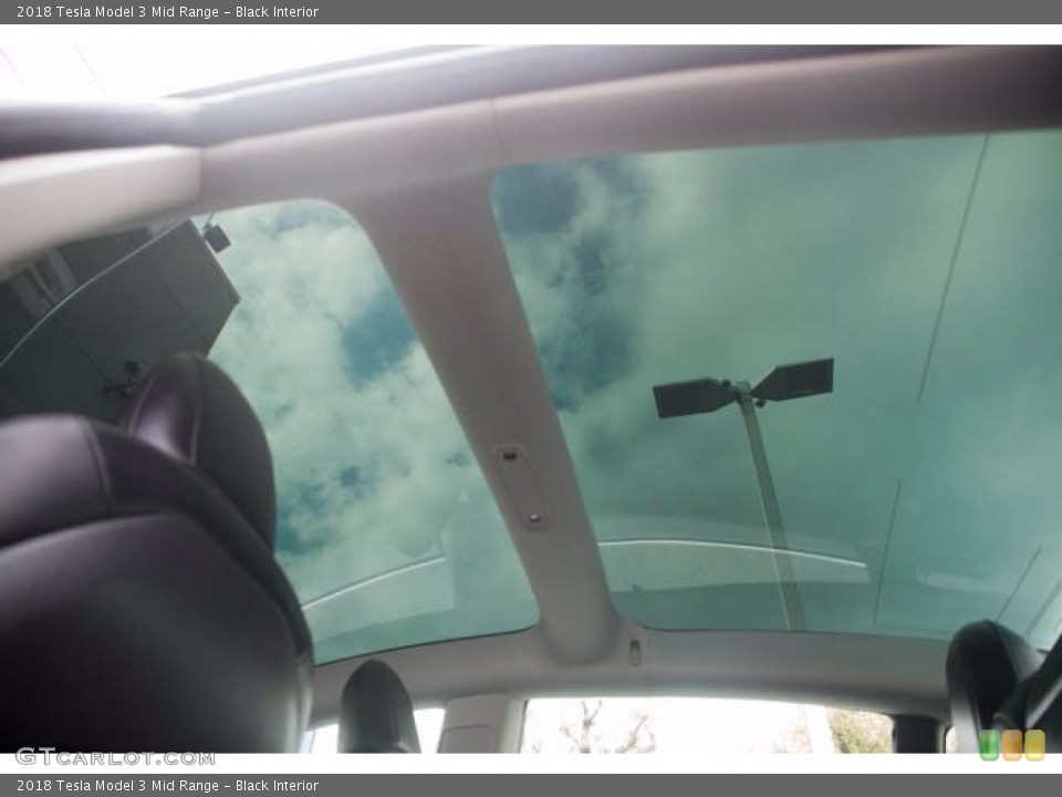 Black Interior Sunroof for the 2018 Tesla Model 3 Mid Range #143597969