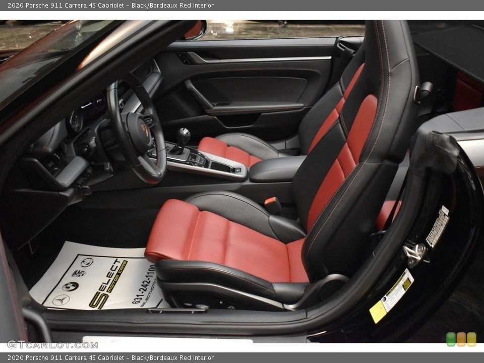 Black/Bordeaux Red Interior Photo for the 2020 Porsche 911 Carrera 4S Cabriolet #143608709