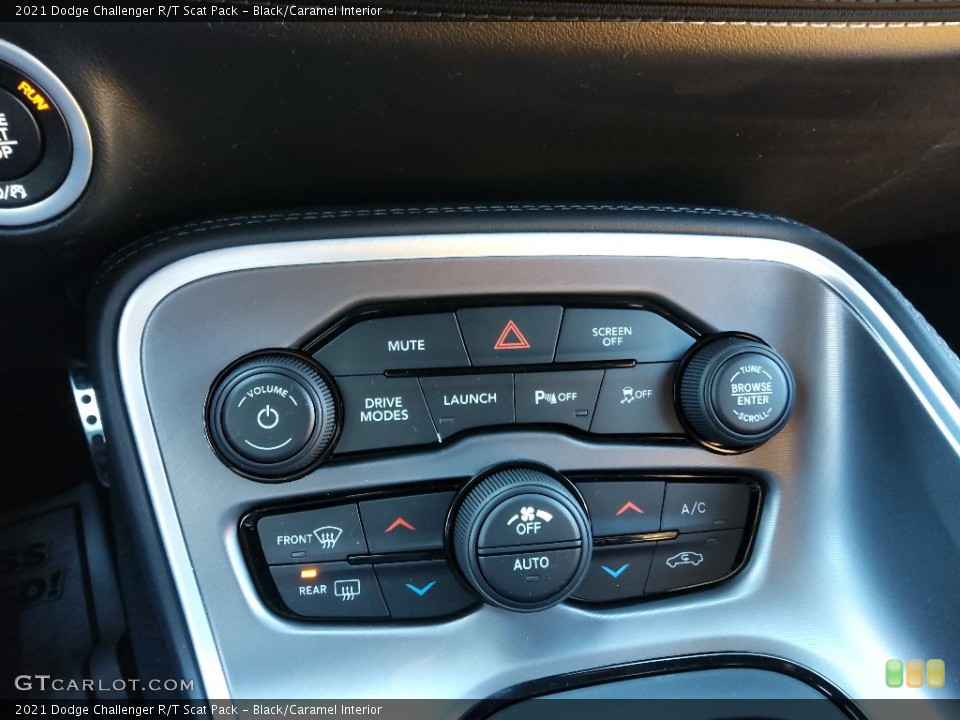 Black/Caramel Interior Controls for the 2021 Dodge Challenger R/T Scat Pack #143609078