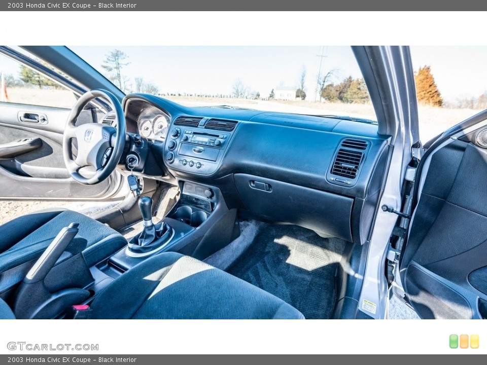 Black Interior Dashboard for the 2003 Honda Civic EX Coupe #143615660