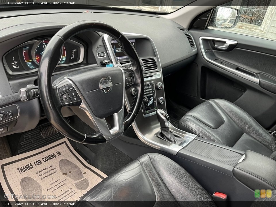 Black Interior Photo for the 2014 Volvo XC60 T6 AWD #143620552