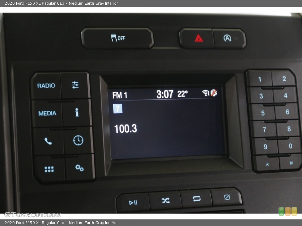 Medium Earth Gray Interior Controls for the 2020 Ford F150 XL Regular Cab #143622688