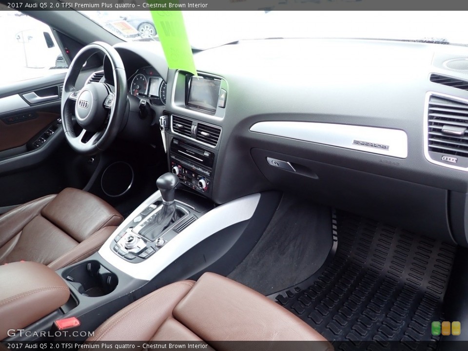Chestnut Brown Interior Dashboard for the 2017 Audi Q5 2.0 TFSI Premium Plus quattro #143626672