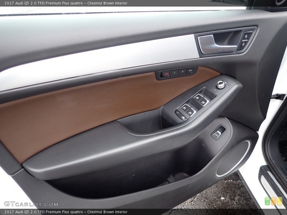Chestnut Brown Interior Door Panel for the 2017 Audi Q5 2.0 TFSI Premium Plus quattro #143626865