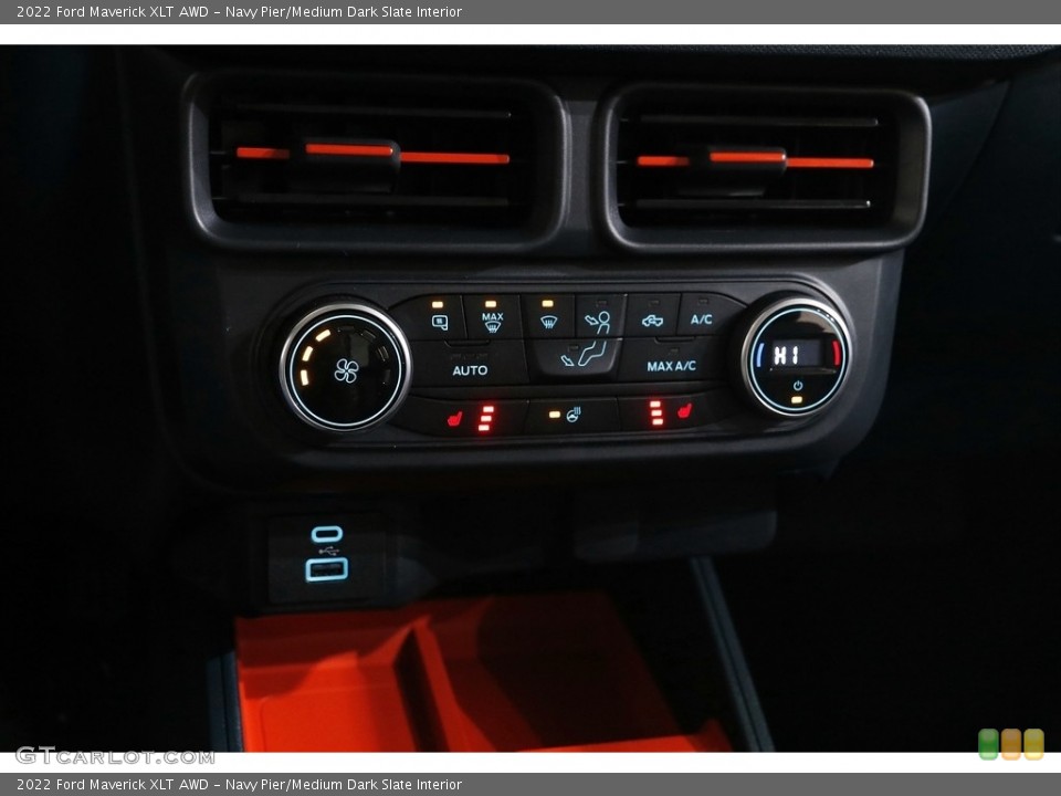 Navy Pier/Medium Dark Slate Interior Controls for the 2022 Ford Maverick XLT AWD #143630597