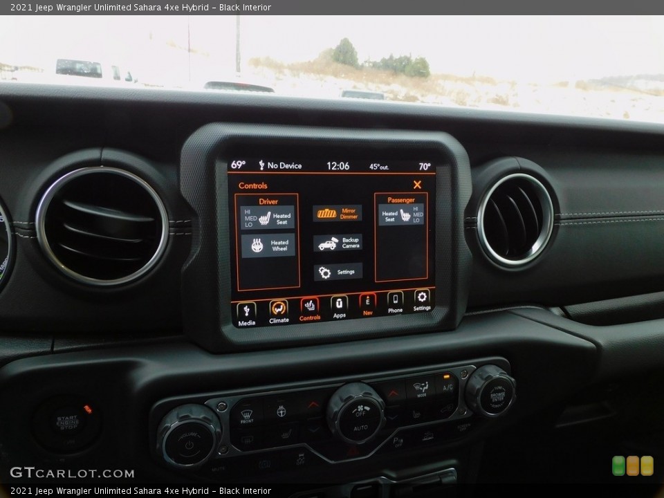 Black Interior Controls for the 2021 Jeep Wrangler Unlimited Sahara 4xe Hybrid #143668043