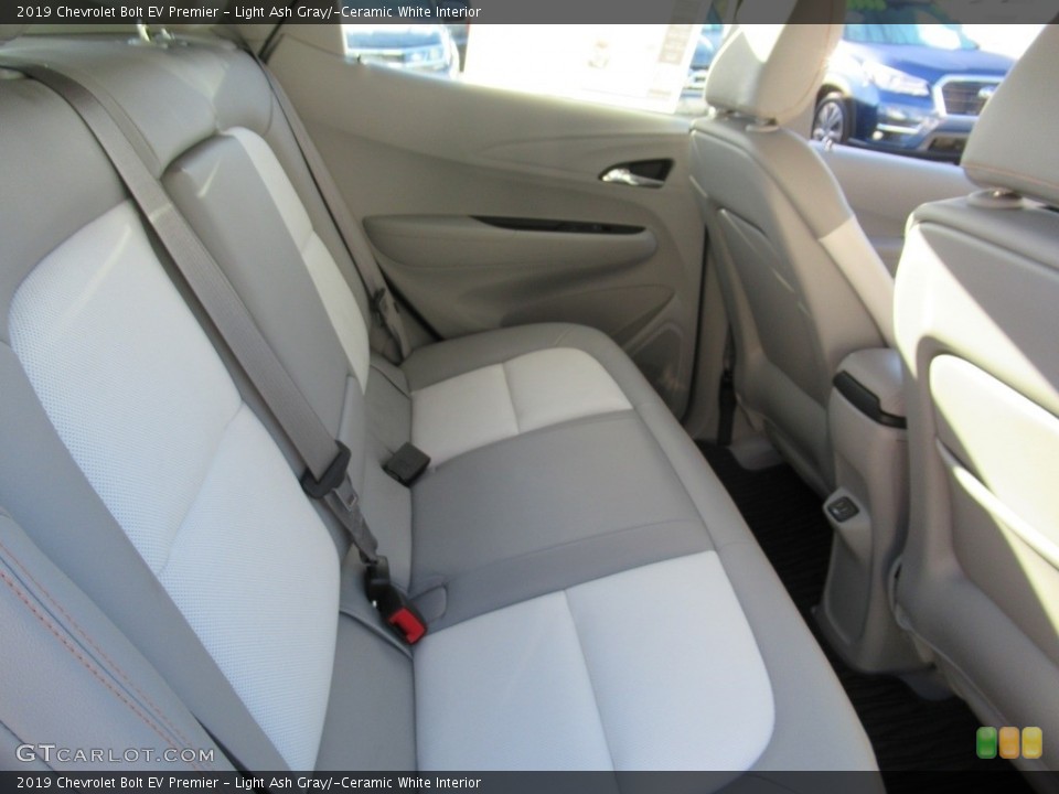 Light Ash Gray/­Ceramic White Interior Rear Seat for the 2019 Chevrolet Bolt EV Premier #143669750
