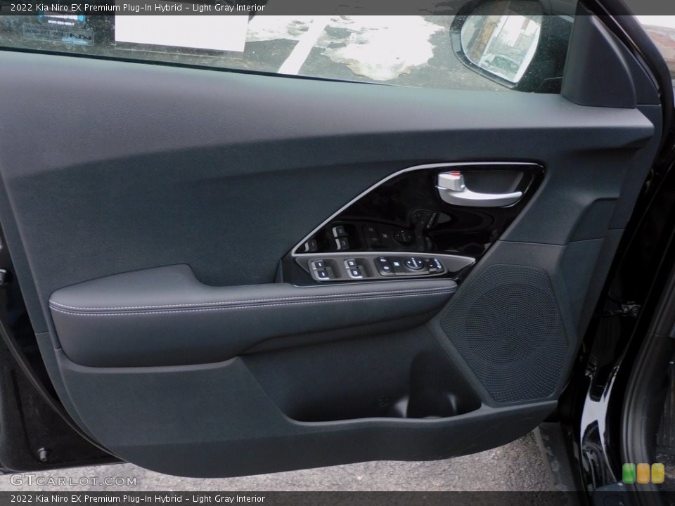 Light Gray Interior Door Panel for the 2022 Kia Niro EX Premium Plug-In Hybrid #143671862