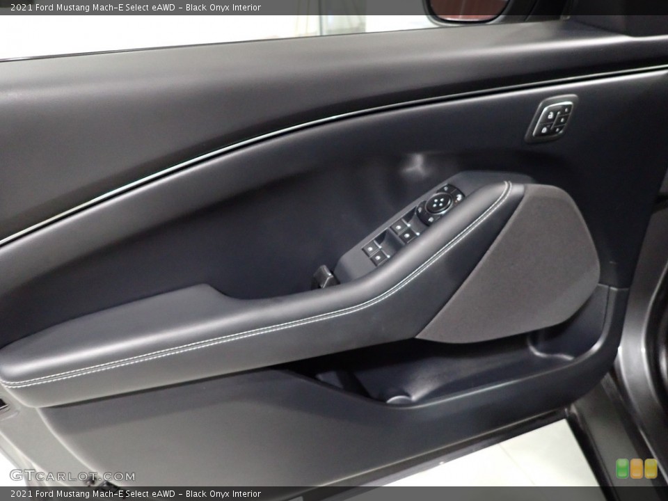 Black Onyx Interior Door Panel for the 2021 Ford Mustang Mach-E Select eAWD #143700606