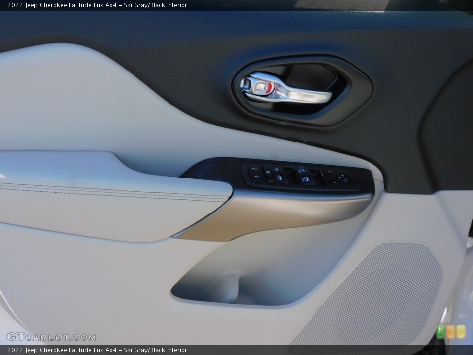 Ski Gray/Black Interior Door Panel for the 2022 Jeep Cherokee Latitude Lux 4x4 #143704423
