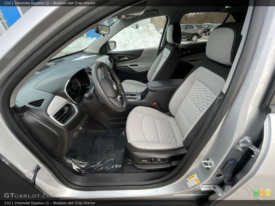 Medium Ash Gray Interior Photo for the 2021 Chevrolet Equinox LS #143705990