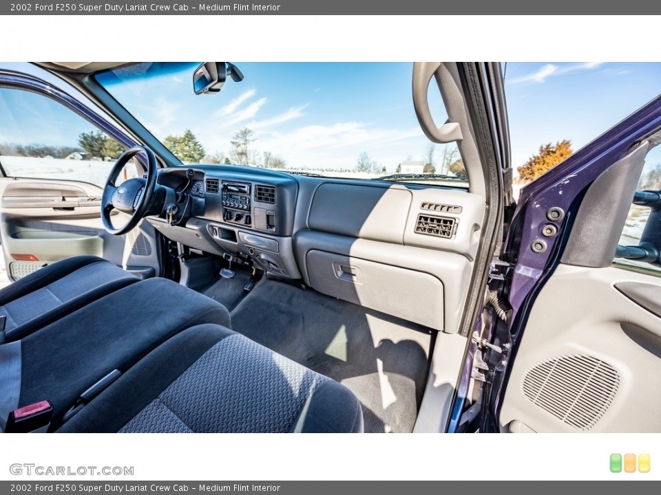 Medium Flint Interior Dashboard for the 2002 Ford F250 Super Duty Lariat Crew Cab #143711938