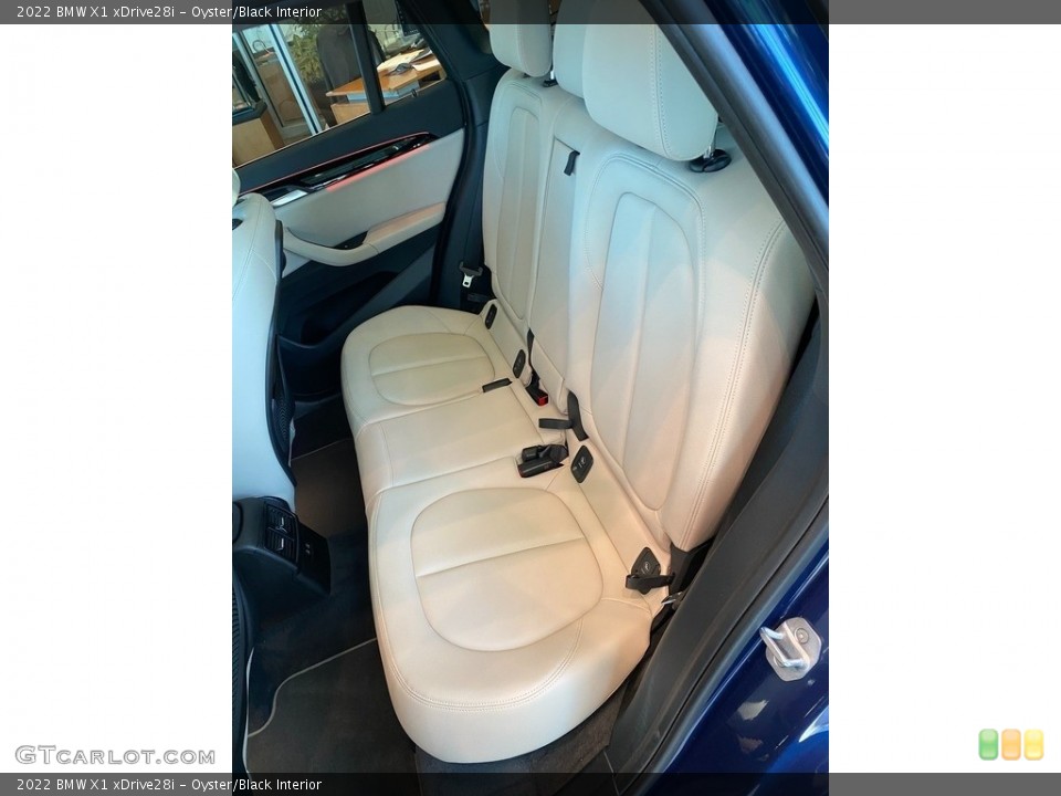 Oyster/Black 2022 BMW X1 Interiors