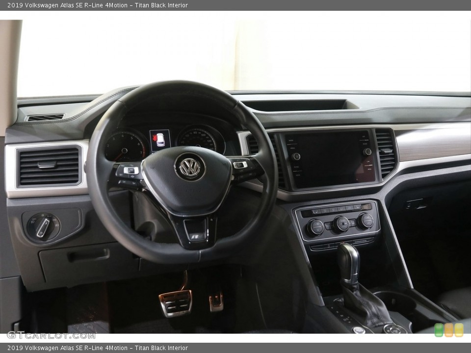 Titan Black Interior Dashboard for the 2019 Volkswagen Atlas SE R-Line 4Motion #143734999