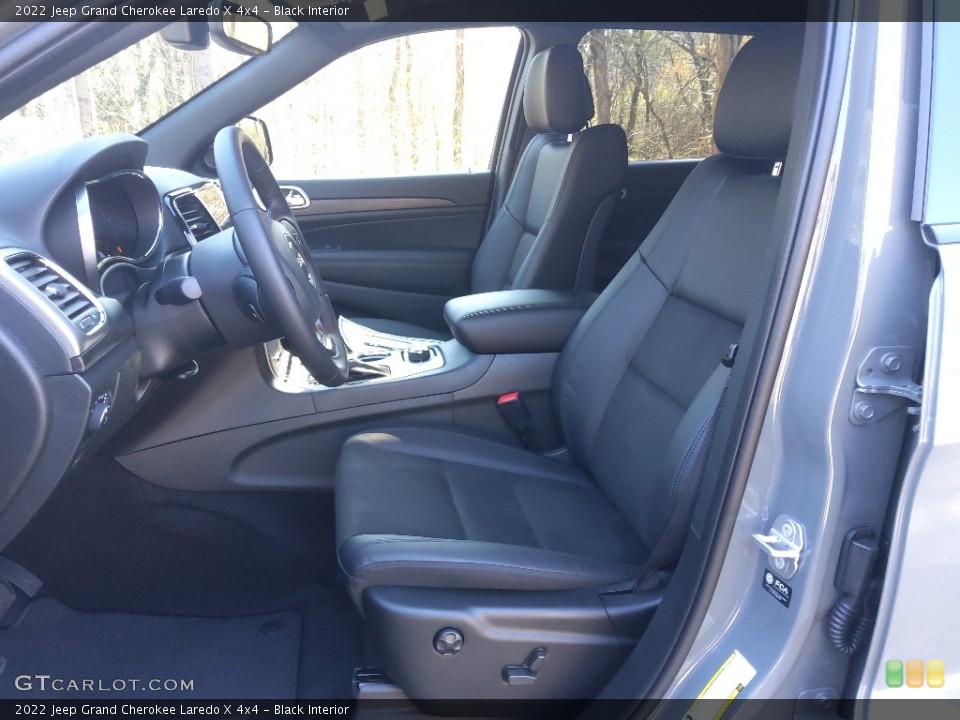 Black Interior Front Seat for the 2022 Jeep Grand Cherokee Laredo X 4x4 #143735059