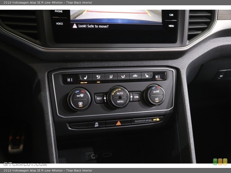 Titan Black Interior Controls for the 2019 Volkswagen Atlas SE R-Line 4Motion #143735155