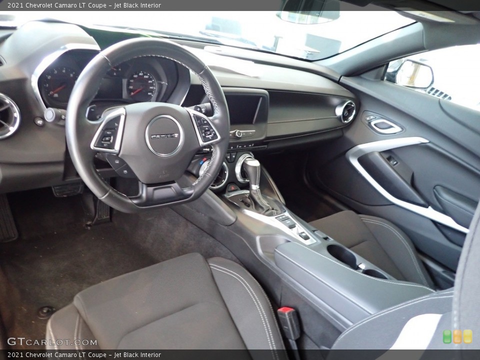 Jet Black Interior Photo for the 2021 Chevrolet Camaro LT Coupe #143736085