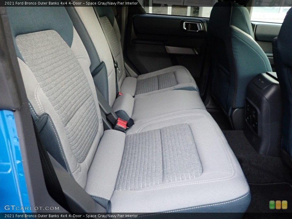 Space Gray/Navy Pier Interior Rear Seat for the 2021 Ford Bronco Outer Banks 4x4 4-Door #143737027