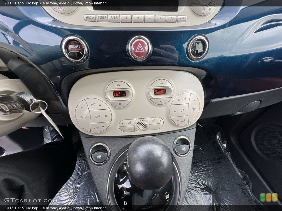 Marrone/Avorio (Brown/Ivory) Interior Controls for the 2015 Fiat 500c Pop #143744666