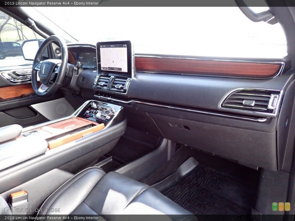 Ebony Interior Dashboard for the 2019 Lincoln Navigator Reserve 4x4 #143783341
