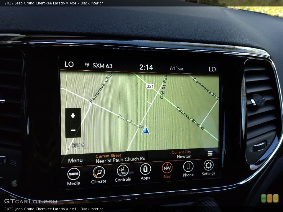 Black Interior Navigation for the 2022 Jeep Grand Cherokee Laredo X 4x4 #143793921