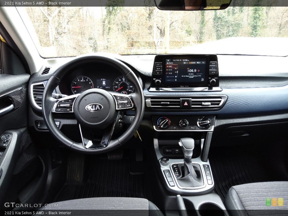 Black Interior Dashboard for the 2021 Kia Seltos S AWD #143814650