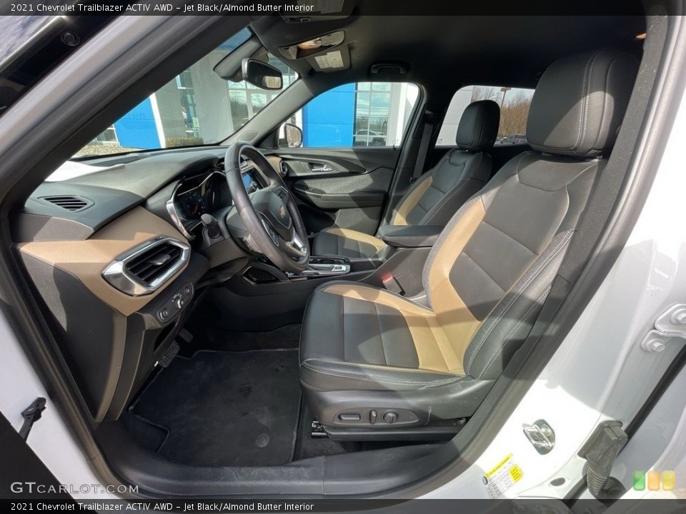Jet Black/Almond Butter Interior Photo for the 2021 Chevrolet Trailblazer ACTIV AWD #143820168