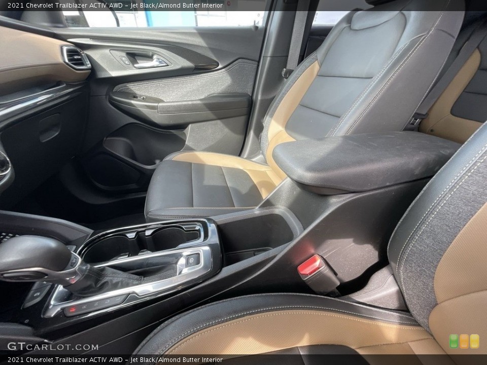 Jet Black/Almond Butter Interior Front Seat for the 2021 Chevrolet Trailblazer ACTIV AWD #143820303