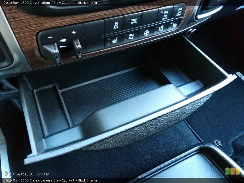 Black Interior Controls for the 2019 Ram 1500 Classic Laramie Crew Cab 4x4 #143825518