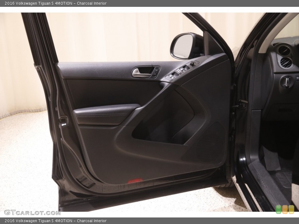 Charcoal Interior Door Panel for the 2016 Volkswagen Tiguan S 4MOTION #143857828