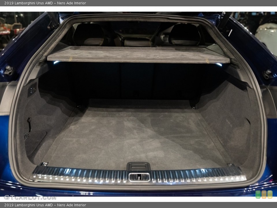Nero Ade Interior Trunk for the 2019 Lamborghini Urus AWD #143858509