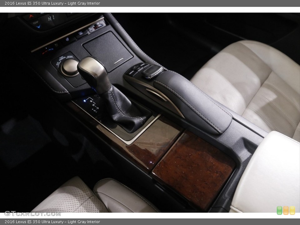 Light Gray Interior Transmission for the 2016 Lexus ES 350 Ultra Luxury #143866365