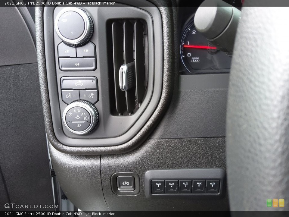 Jet Black Interior Controls for the 2021 GMC Sierra 2500HD Double Cab 4WD #143883927