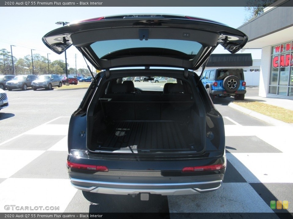 Black Interior Trunk for the 2020 Audi Q7 55 Premium Plus quattro #143905785