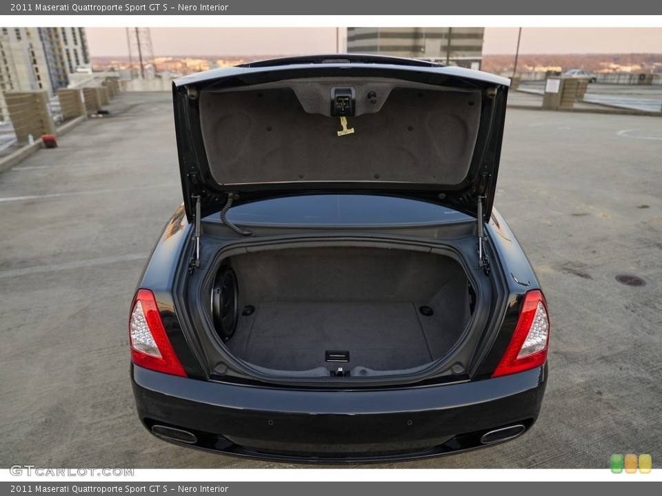 Nero Interior Trunk for the 2011 Maserati Quattroporte Sport GT S #143914643