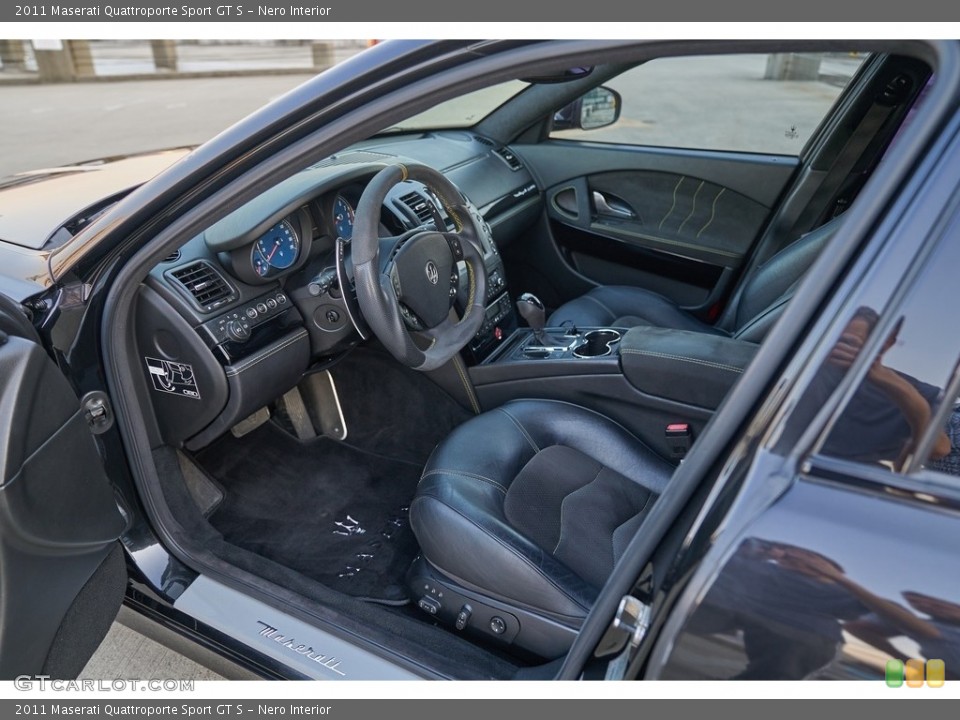 Nero Interior Photo for the 2011 Maserati Quattroporte Sport GT S #143914739