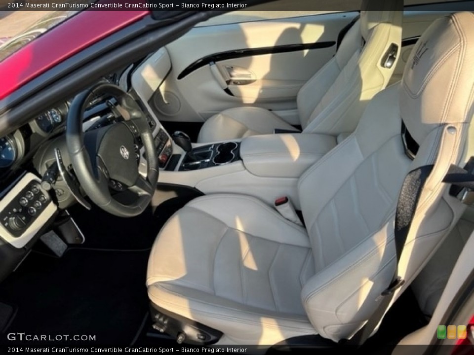 Bianco Pregiato Interior Photo for the 2014 Maserati GranTurismo Convertible GranCabrio Sport #143936775