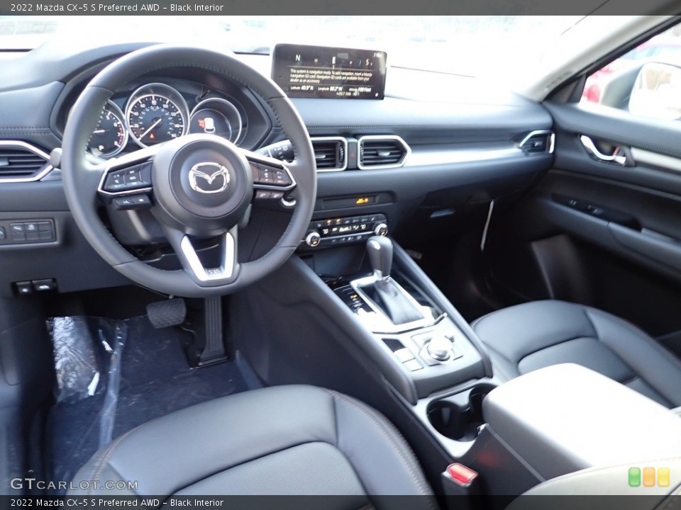 Black Interior Photo for the 2022 Mazda CX-5 S Preferred AWD #143947534