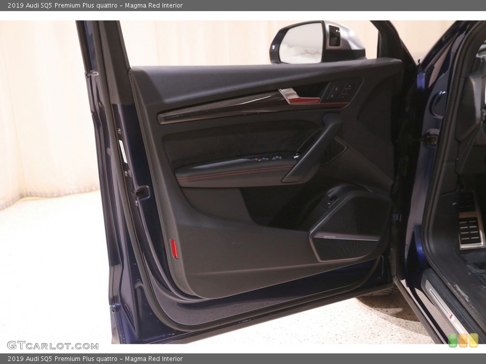 Magma Red Interior Door Panel for the 2019 Audi SQ5 Premium Plus quattro #143953298