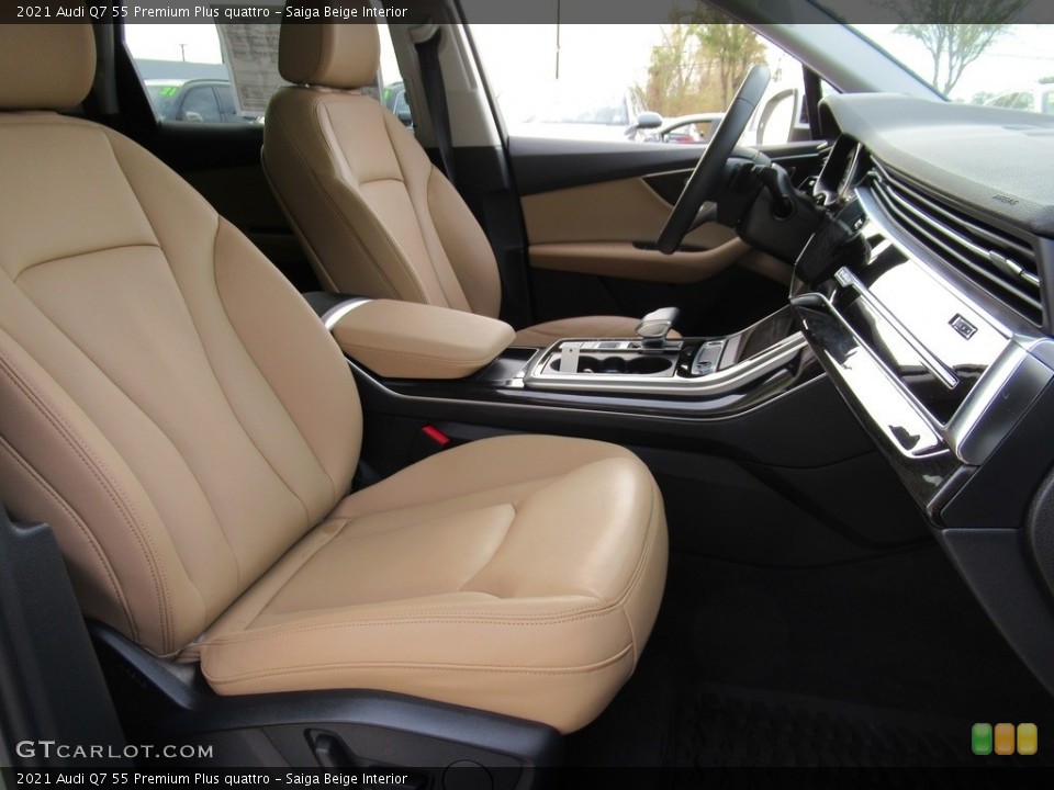 Saiga Beige Interior Front Seat for the 2021 Audi Q7 55 Premium Plus quattro #143957693