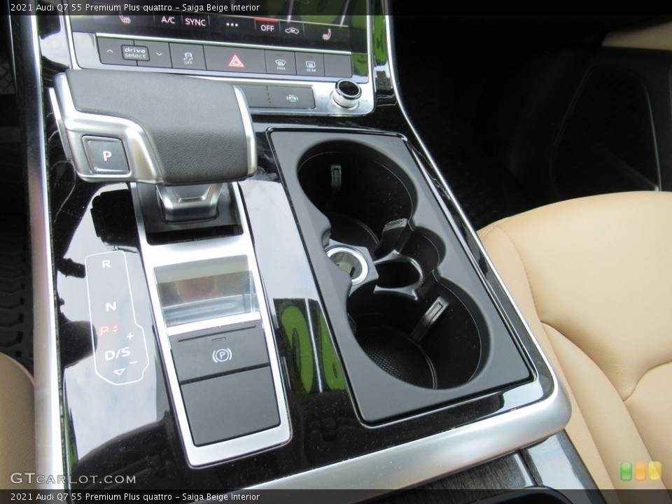 Saiga Beige Interior Transmission for the 2021 Audi Q7 55 Premium Plus quattro #143957813