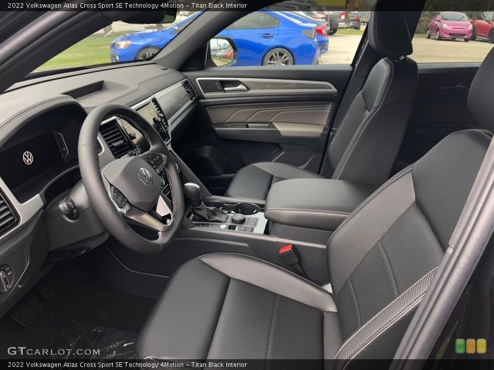 Titan Black Interior Photo for the 2022 Volkswagen Atlas Cross Sport SE Technology 4Motion #143961841