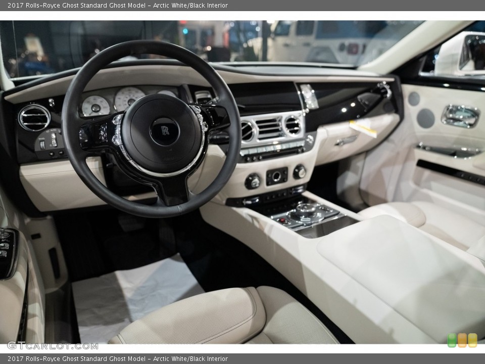 Arctic White/Black Interior Photo for the 2017 Rolls-Royce Ghost  #143962685